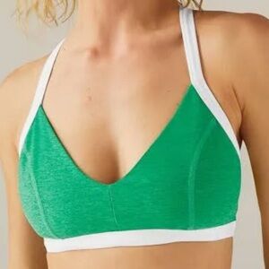 Beyond Yoga Spacelines Outlines Bra size Large